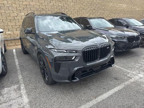 Dravit Grey Metallic 2025 BMW X7 M60i