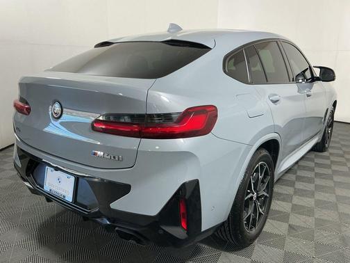 2023 BMW X4 M40i