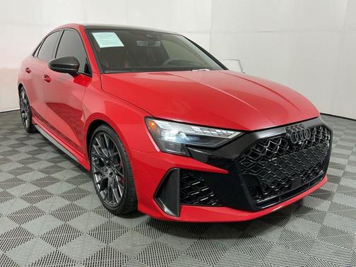 2025 Audi RS 3 TFSI quattro S tronic