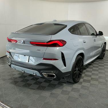 2024 BMW X6 xDrive40i