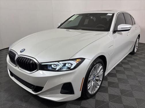 2024 BMW 330e Base