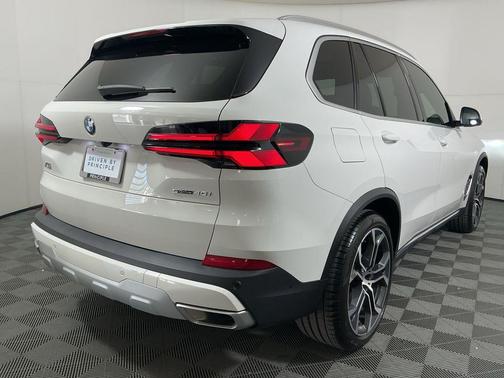 2025 BMW X5 sDrive40i