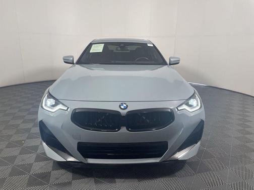 2024 BMW 230 i