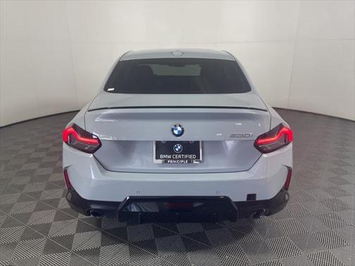 2024 BMW 230 i