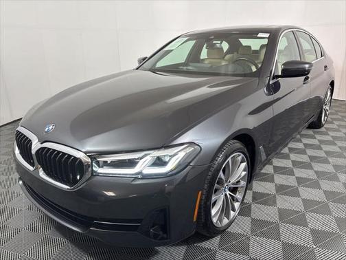 2022 BMW 540 i