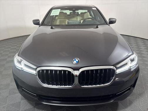2022 BMW 540 i