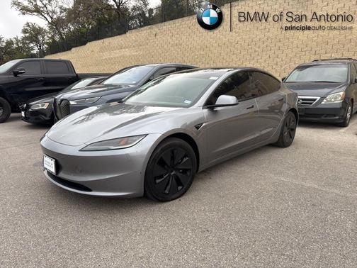 2025 Tesla Model 3 Long Range