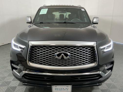 2024 INFINITI QX80 SENSORY AWD