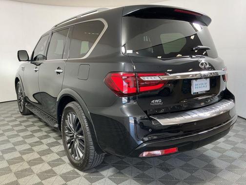 2024 INFINITI QX80 SENSORY AWD