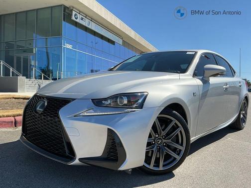 2018 Lexus IS 300 Base