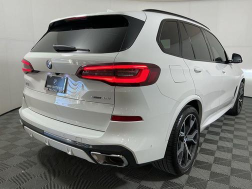 2023 BMW X5 sDrive40i
