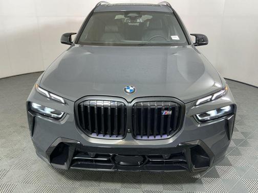2026 BMW X7 M60i