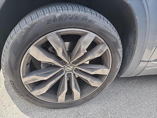2020 Volkswagen Atlas Cross Sport 3.6L V6 SEL Premium R-Line