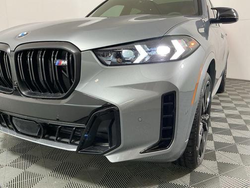 2026 BMW X5 M60i