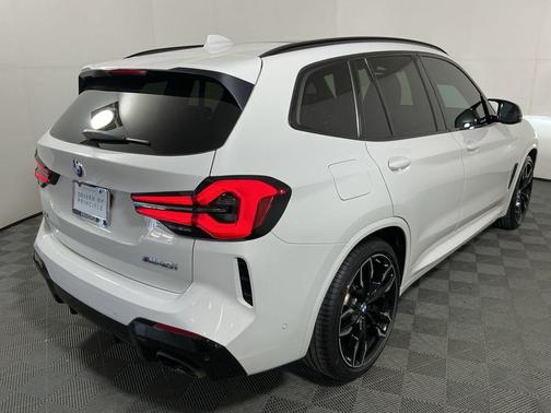 2022 BMW X3 M40i