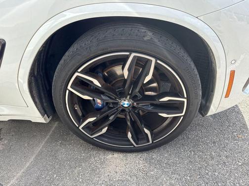 2022 BMW X3 M40i