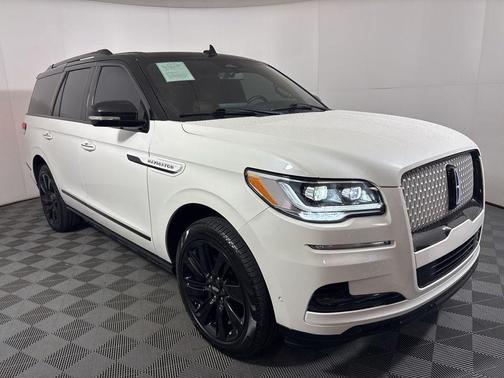 2024 Lincoln Navigator Reserve