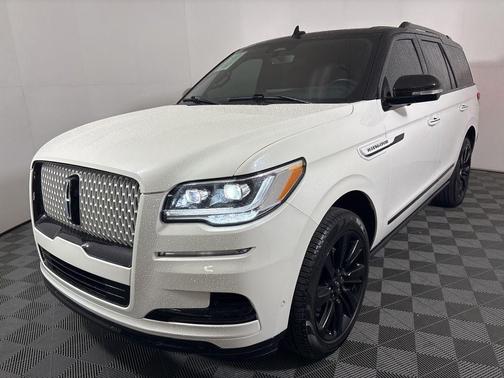 2024 Lincoln Navigator Reserve