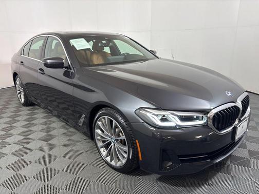 2022 BMW 530 i