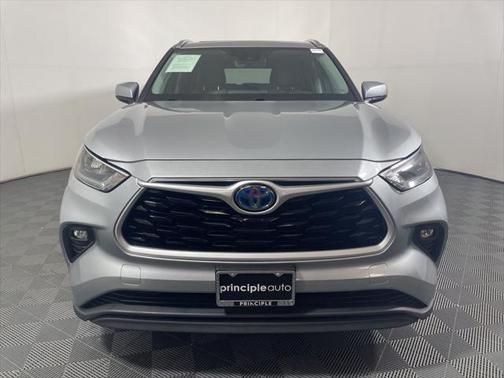 2020 Toyota Highlander Hybrid XLE