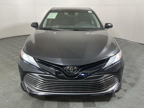 2018 Toyota Camry XLE