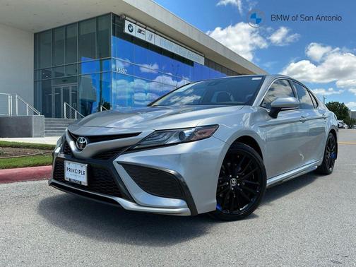 Celestial Silver Metallic 2021 Toyota Camry XSE