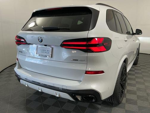 2026 BMW X5 sDrive40i