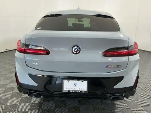 2023 BMW X4 M40i