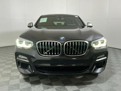Black Sapphire Metallic 2019 BMW X4 M40i