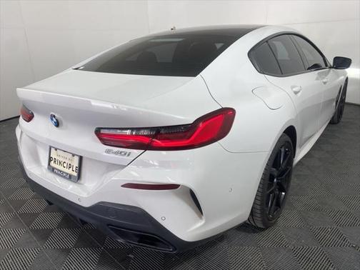 2024 BMW 840 i