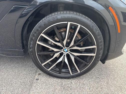 2021 BMW X6 xDrive40i