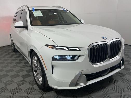 2023 BMW X7 xDrive40i