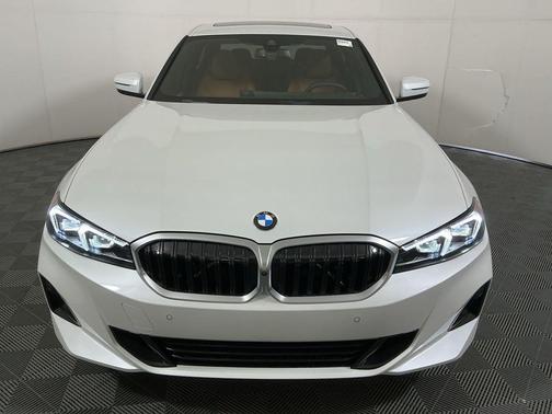 2026 BMW 330 i xDrive