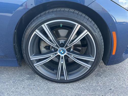 2023 BMW 330e Base