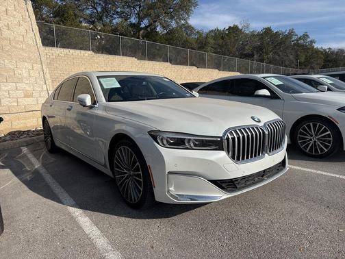 2022 BMW 750 i xDrive