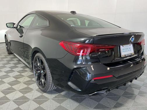 2026 BMW M440 i