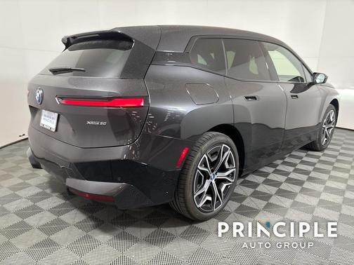 2025 BMW iX xDrive50