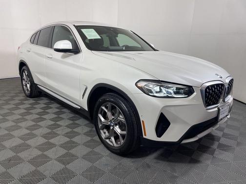 2023 BMW X4 xDrive30i