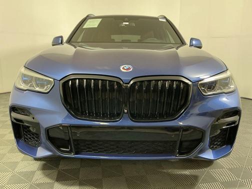 2023 BMW X5 M50i