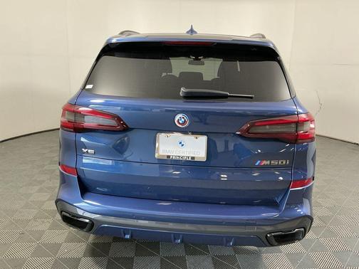 2023 BMW X5 M50i