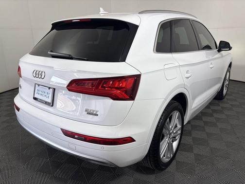 2018 Audi Q5 2.0T Tech Premium