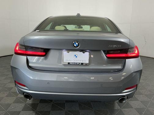 2023 BMW 330 330i