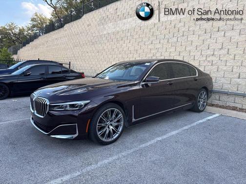 2020 BMW 740 740i