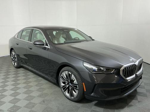 2026 BMW 530 i