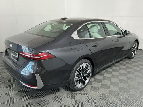 2026 BMW 530 i
