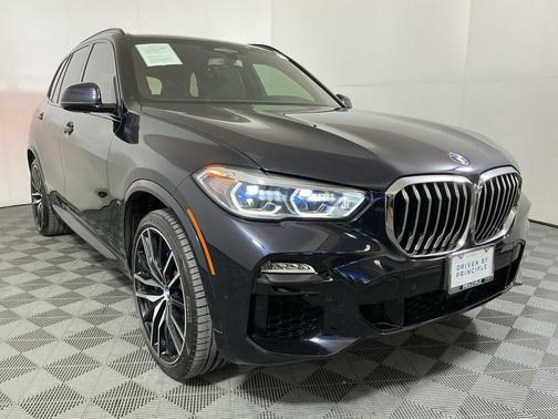Carbon Black Metallic 2019 BMW X5 xDrive50i