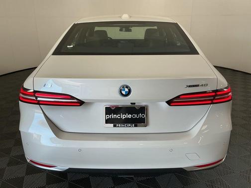 2026 BMW i5 xDrive40