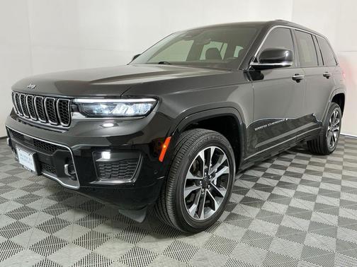 2022 Jeep Grand Cherokee Overland