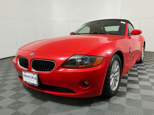 Red 2004 BMW Z4 2.5i Roadster