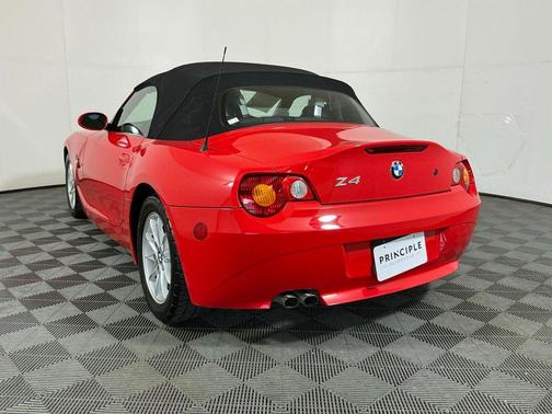 Red 2004 BMW Z4 2.5i Roadster